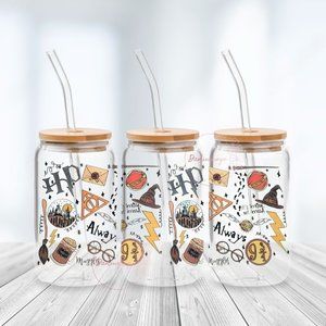 Wizard Things 16 oz Glass Can with Lid and Straw